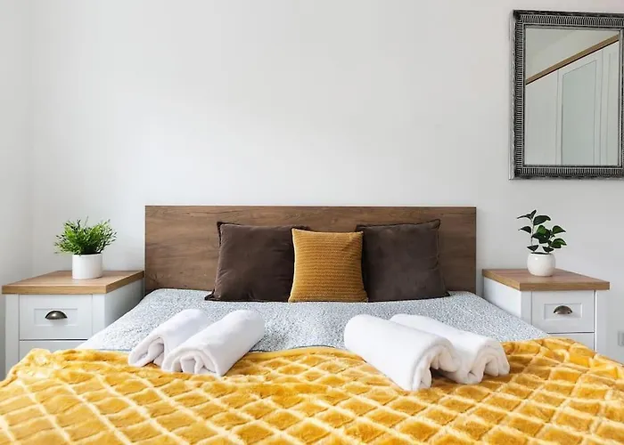 Mieszkanie Blisko Zawiszy Apartment